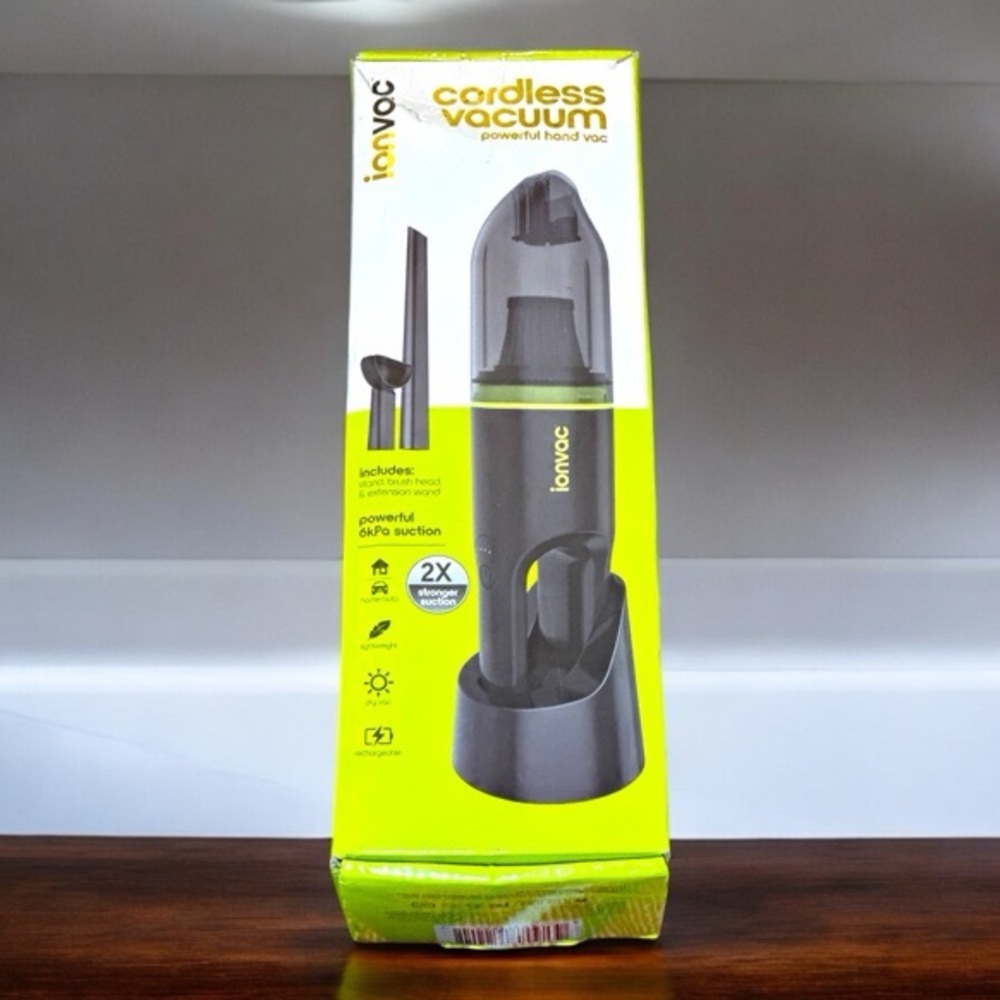 NWT Inc cordless vacuum, powerful hand vac w/attachments - Picture 10 of 10